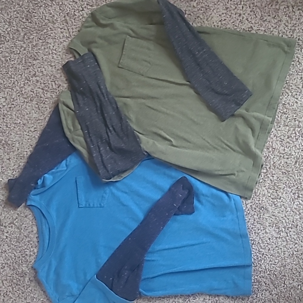 Boy's long sleeve shirts
